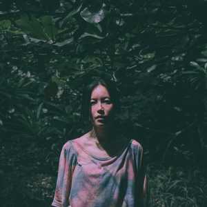 小雪握住老杨的又粗又大
